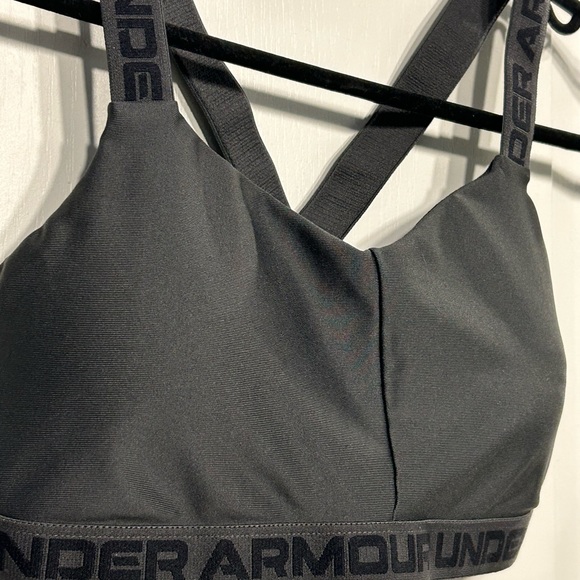 UNDER ARMOR Crossback Low Sports Bra💫 - Picture 3 of 6